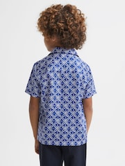 Reiss Bright Blue/White Tintipan Printed Cuban Collar Shirt - Image 5 of 6