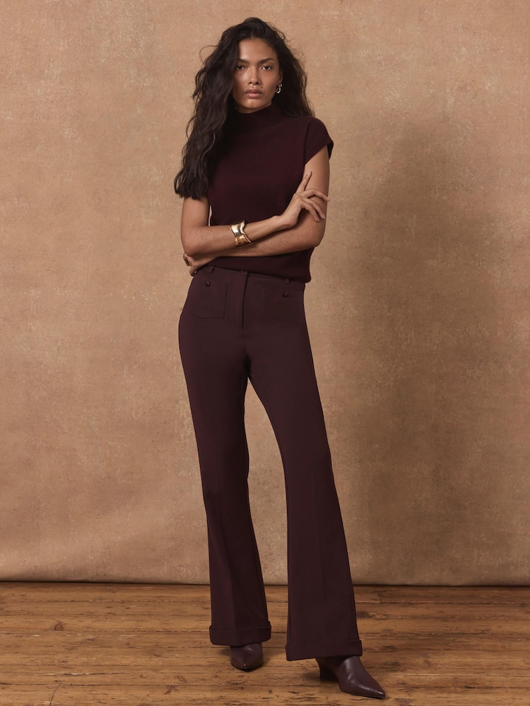 Czerwony - Mint Velvet Pocket Detail Flared Trousers - Obraz 1 z 8 Czerwony - Mint Velvet Pocket Detail Flared Trousers - Obraz 1 z 8
