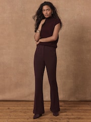 Czerwony - Mint Velvet Pocket Detail Flared Trousers - Obraz 2 z 8