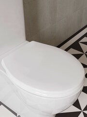 Croydex Constance Toilet Seat - Image 1 of 4