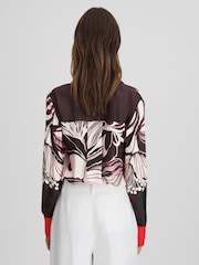 Reiss Burgundy/Cream Kari Printed High-Low Button-Through Shirt - Image 5 of 6