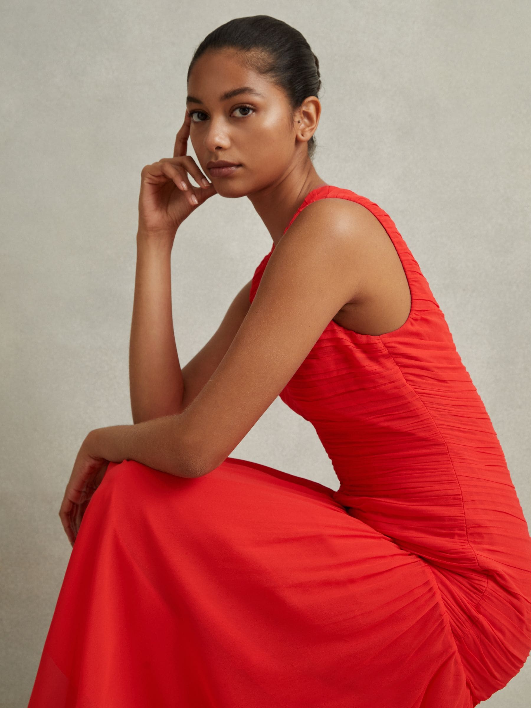 Coral bodycon midi dress top