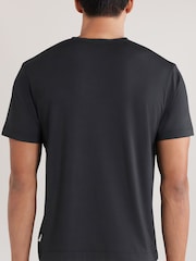 Reiss Black Che CHÉ Studios Crew Neck T-Shirt with TENCEL™ Fibers - Image 3 of 3
