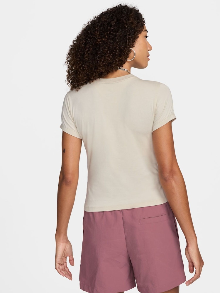 Nike Neutral Chill Knit Mod Crop T-Shirt - Image 2 of 6 Nike Neutral Chill Knit Mod Crop T-Shirt - Image 2 of 6