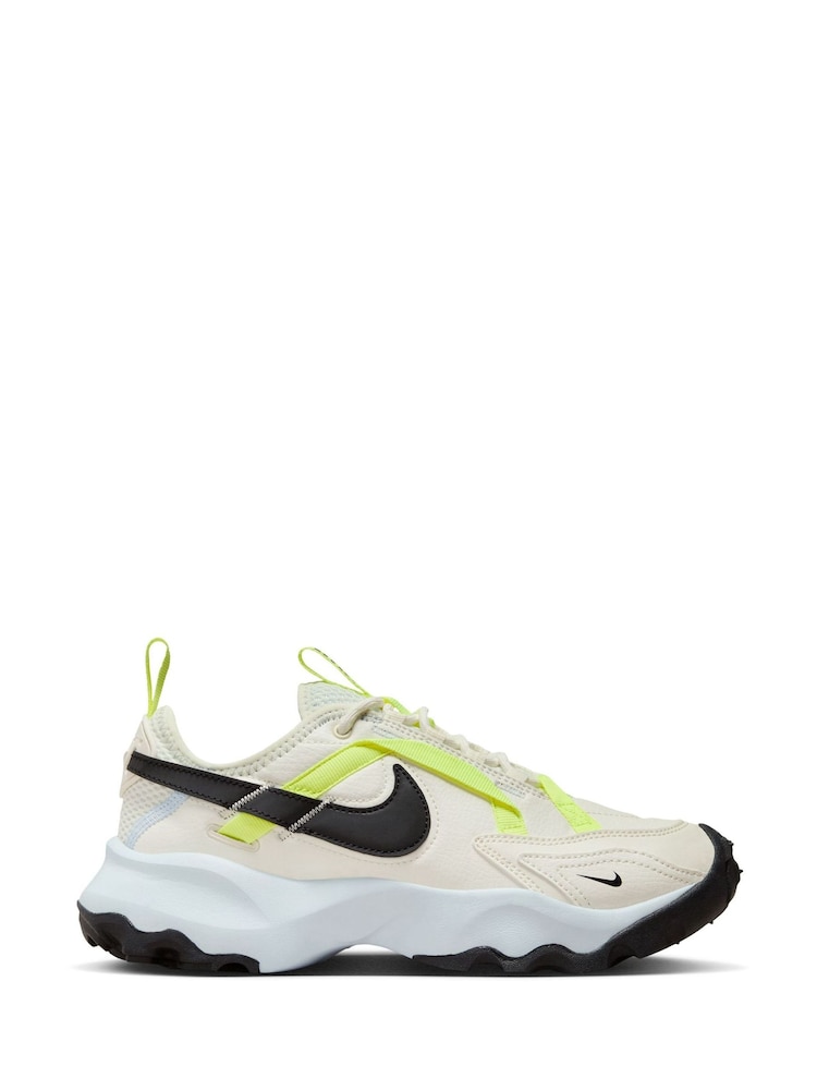 Nike White/Black TC 7900 Trainers - Image 1 of 10