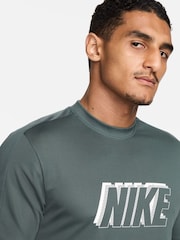 Nike Green Academy Dri-FIT Graphic Training T-Shirt - Image 3 of 6