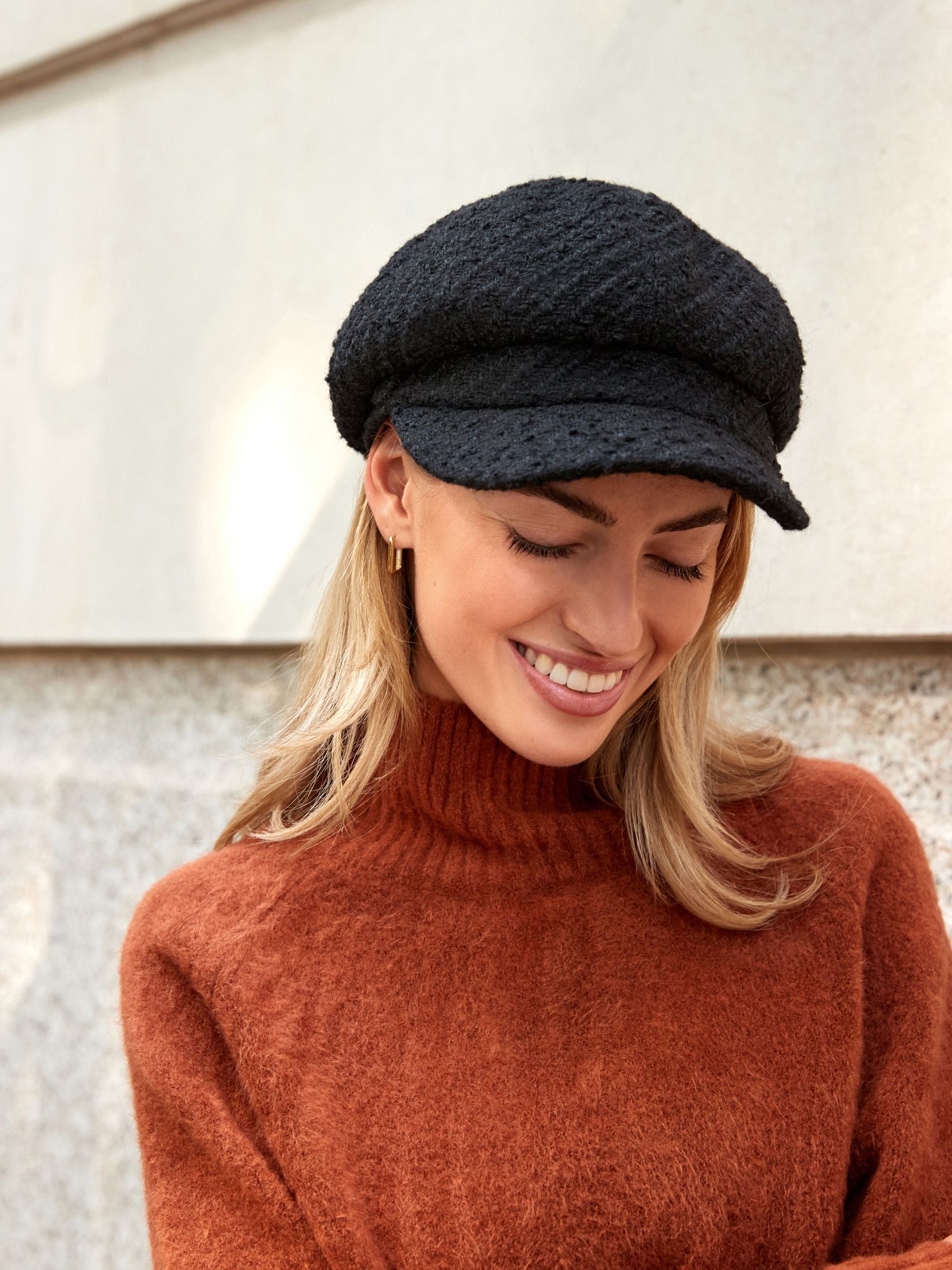Knitted baker boy hat hot sale