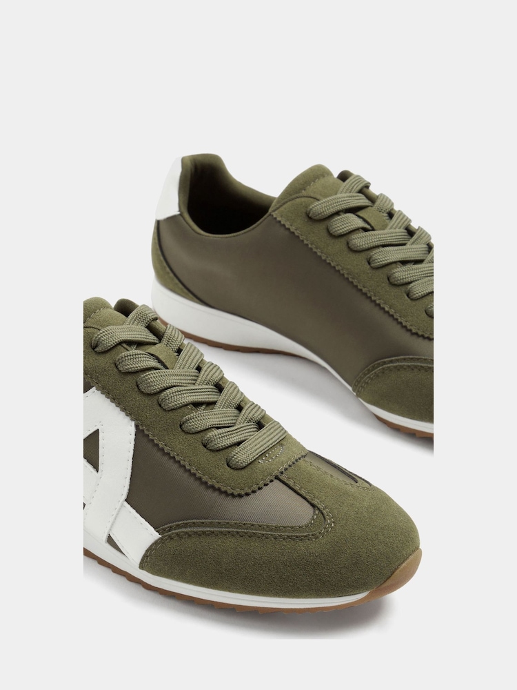 Yours Curve Slim Sole Trainers In Wide E Fit - 圖片 5，共 5