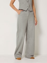 بنطلون Premium بنقشة Herringbone من Long Tall Sally - صورة 2 من 7