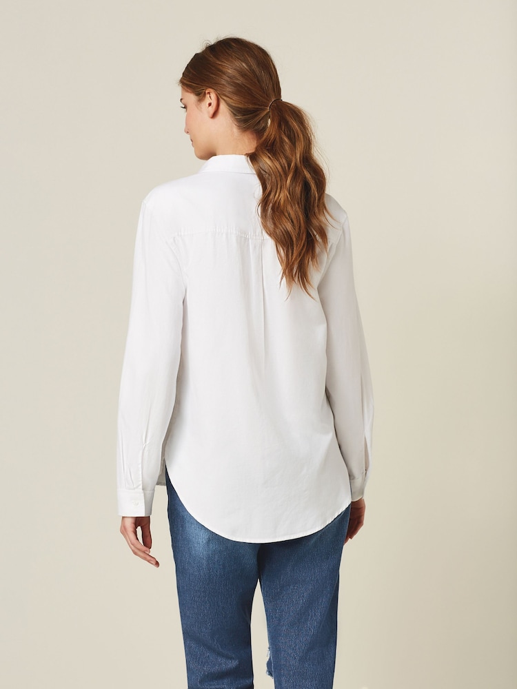 White Casual Boyfriend 100% Cotton Shirt - Image 1 of 5 White Casual Boyfriend 100% Cotton Shirt - Image 1 of 5