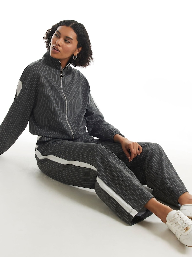 River Island Grey Grey Pinstripe Wide Leg Trousers - Image 4 of 4