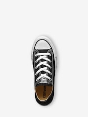 أسود - حذاء رياضي للأطفال Chuck Taylor All Star Ox من Converse  - صورة 3 من 4