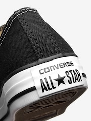 أسود - حذاء رياضي للأطفال Chuck Taylor All Star Ox من Converse  - صورة 4 من 4