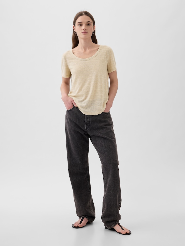 Gap Neutral Linen Blend Short Sleeve Scoop Neck T-Shirt - Image 3 of 3 Gap Neutral Linen Blend Short Sleeve Scoop Neck T-Shirt - Image 3 of 3