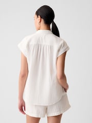 Off-white - Gap Kurzärmeliges Hemd aus Crinkle-Baumwolle - Bild 2 von 3