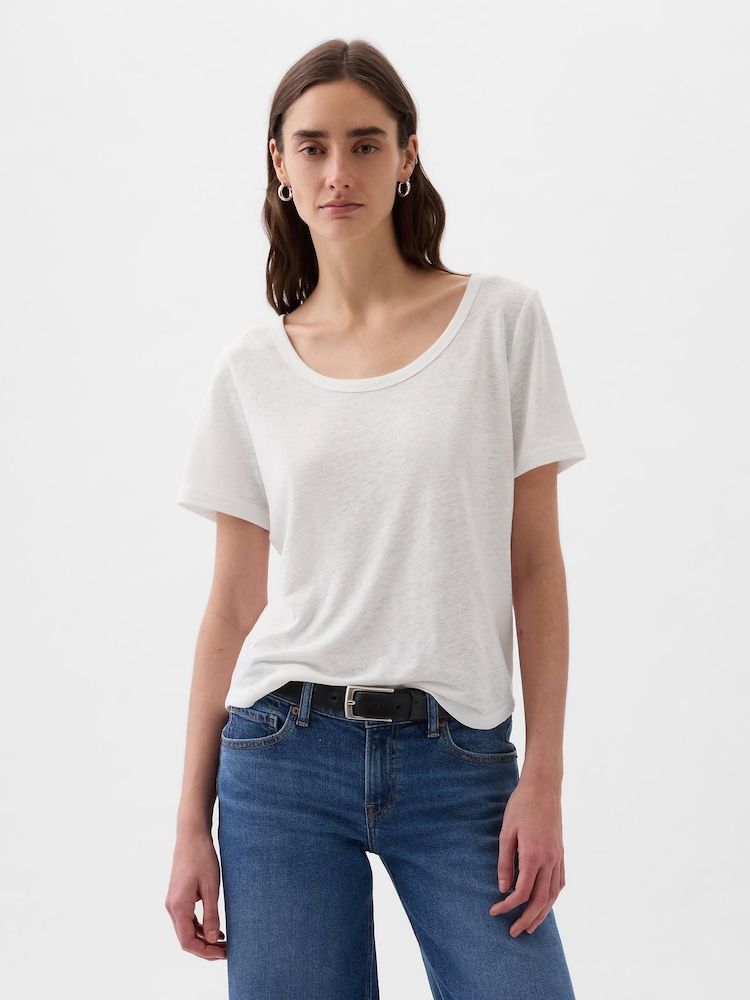 Gap White Linen Blend Short Sleeve Scoop Neck T-Shirt - Image 1 of 3 Gap White Linen Blend Short Sleeve Scoop Neck T-Shirt - Image 1 of 3