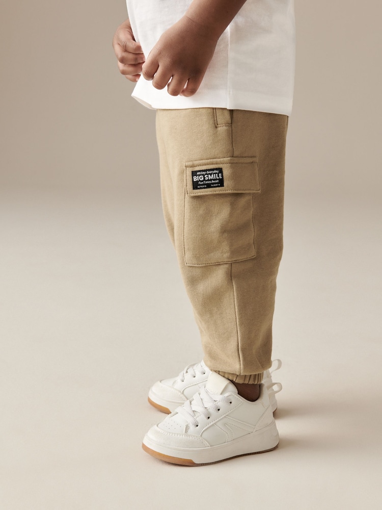 White/Tan Short Sleeve 100% Cotton T-Shirt and Utility Joggers Set (3mths-7yrs) - Image 6 of 10