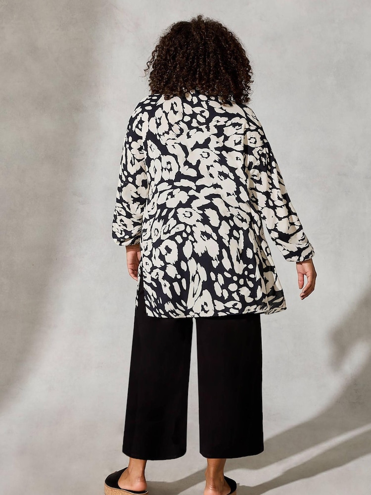 Live Unlimited Curve - Mono Animal Print Black Shirt - Image 2 of 4