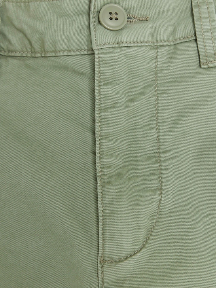 River Island Green Laundered Slim Fit Chino Trousers - Image 4 of 4 River Island Green Laundered Slim Fit Chino Trousers - Image 4 of 4