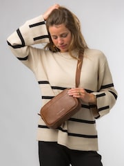 Pure Luxuries London Dion Nappa Leather Cross-Body Bag - Image 2 of 5
