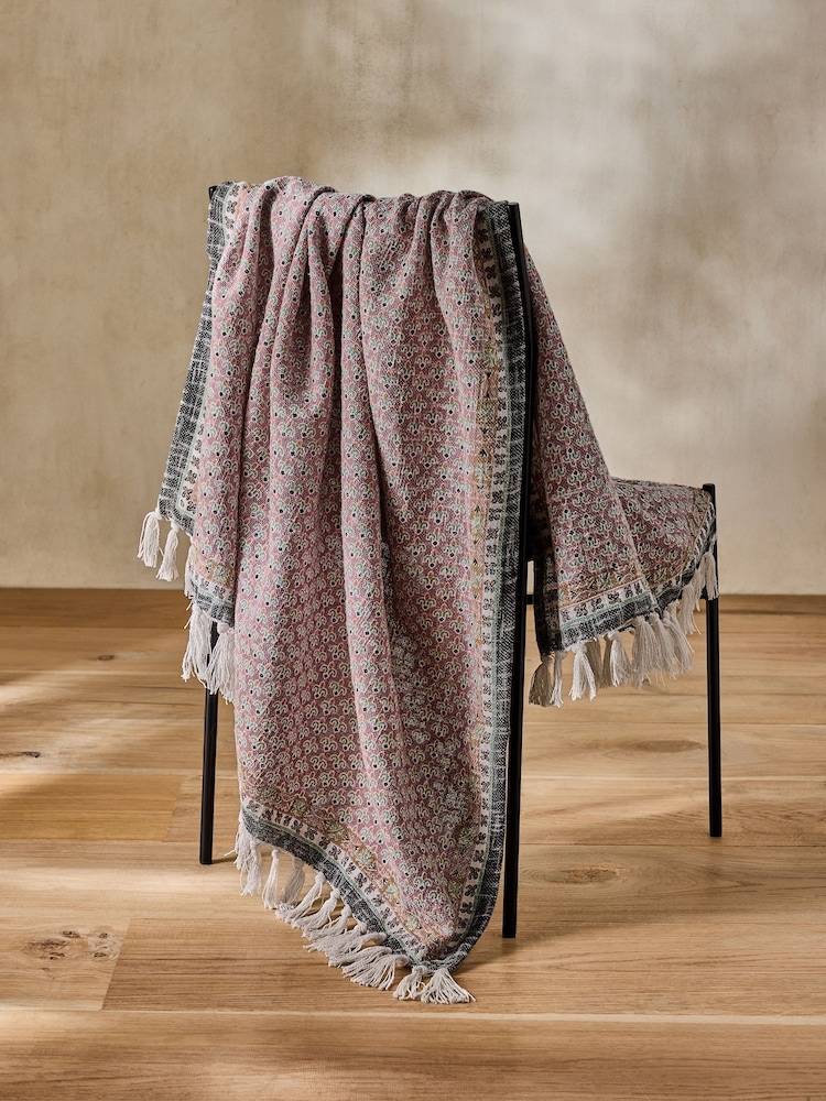 French Connection Pink Poppyfield Printed Throw - Image 4 of 4