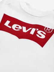 Levi's® White Classic Kids 100% Cotton Batwing Infant Hat Bodysuit And Booties Set - Image 4 of 6