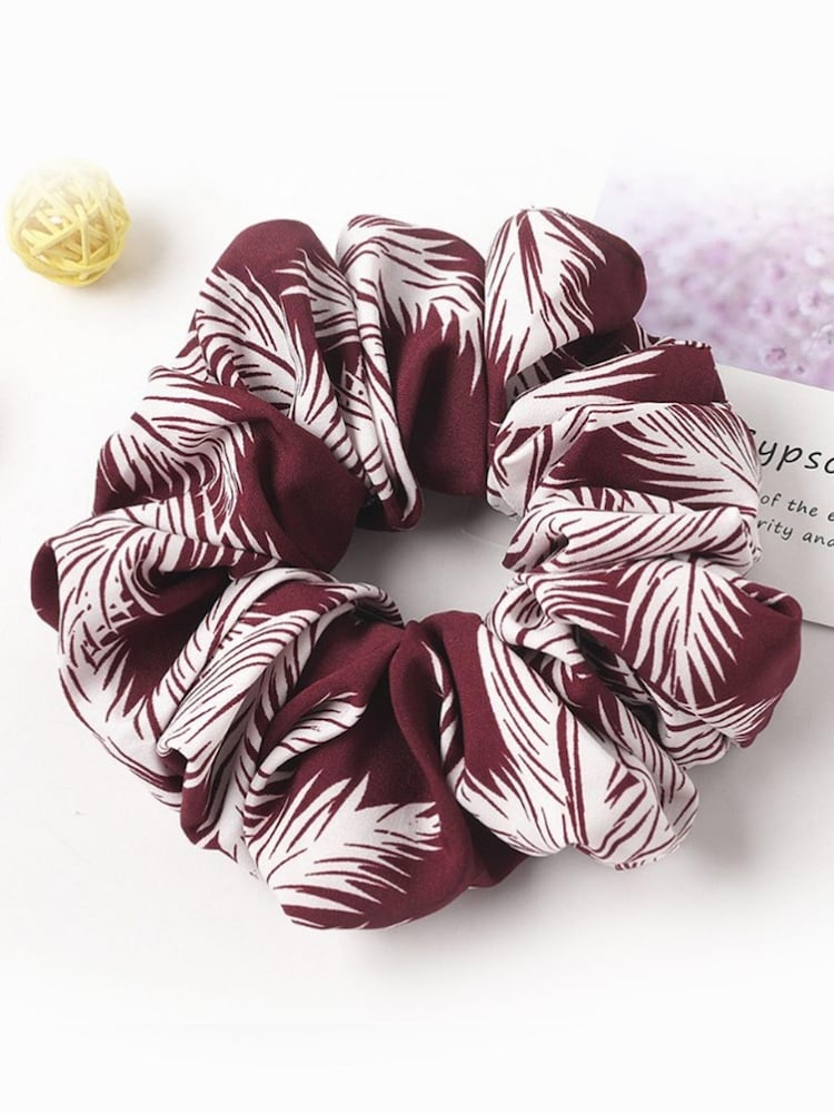 HotSquash Cream Scrunchies Three Pack - Image 4 of 4