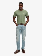 Verde - Camiseta básica con logotipo Serif bordado de Superdry - Imagen 2 de 6