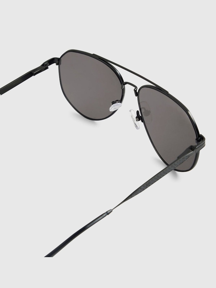 River Island Black Aviator Sunglasses - Image 4 of 4