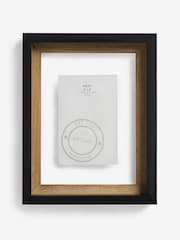 Wood Bronx 30x30cm Floating 6X4 Photo Frame - Image 3 of 5