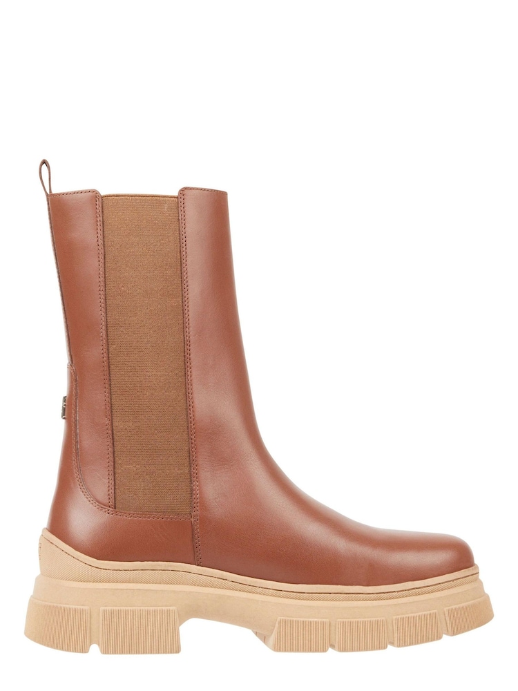 Tommy Hilfiger Essential Leather Chelsea Brown Boots - Image 1 of 4