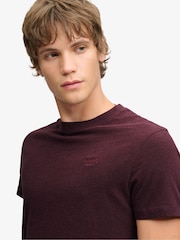 Rojo - Camiseta básica con logotipo Serif bordado de Superdry - Imagen 3 de 7