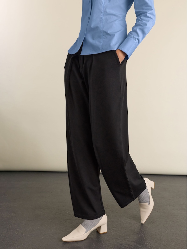 Baukjen Black Dina Pleated Wide-Leg Ponte Trousers - Image 2 of 6 Baukjen Black Dina Pleated Wide-Leg Ponte Trousers - Image 2 of 6