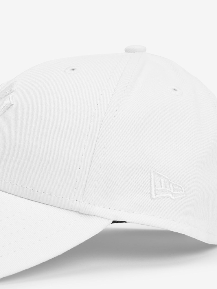 Blanco - Gorra básica de algodón 100 % con diseño de los New York Yankees 9 FORTY New Era® - Imagen 2 de 3