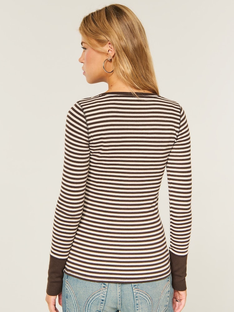 Brun - Hollister Henley Stripe Long Sleeve Top - Billede 2 af 4