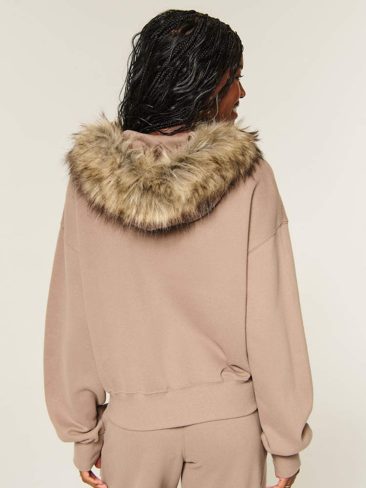 Hollister Brown Graphic Logo Zip-Through Hoodie With Fur Trim - Image 2 of 4