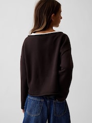 Braun Kariert - Gap Vintage Soft Rolled Neck Off-Shoulder Logo Sweatshirt (4-13yrs) - Bild 2 von 5