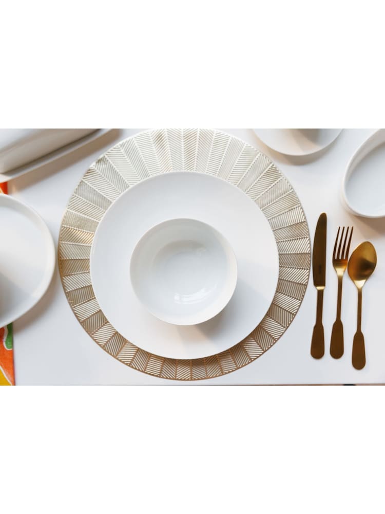 Mikasa Set of 4 White Simple Porcelain Dinner Plate Chalk - Image 1 of 6