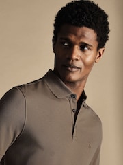 Charles Tyrwhitt Brown Solid Short Sleeve Cotton Tyrwhitt Pique Polo Shirt - Image 2 of 5