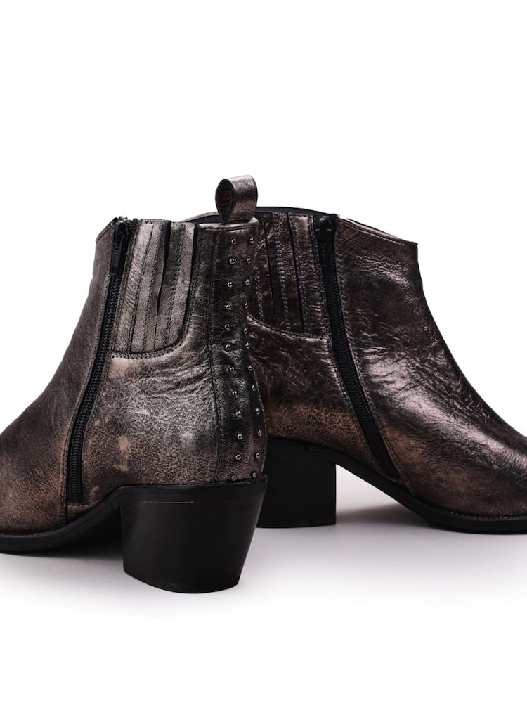 Moda in Pelle Maevie Pointed Side Zip Western Boots Stud Back Detail - Image 5 of 5