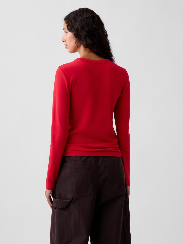 Gap Red Modern Long Sleeve T-Shirt - Image 2 of 3 Gap Red Modern Long Sleeve T-Shirt - Image 2 of 3