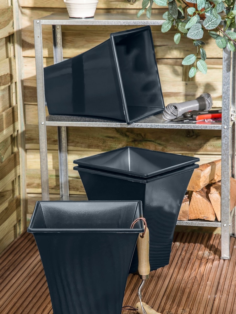Wham Set of 4 Black Garden Metallica 28cm Square Plastic Planters - Image 2 of 4 Wham Set of 4 Black Garden Metallica 28cm Square Plastic Planters - Image 2 of 4