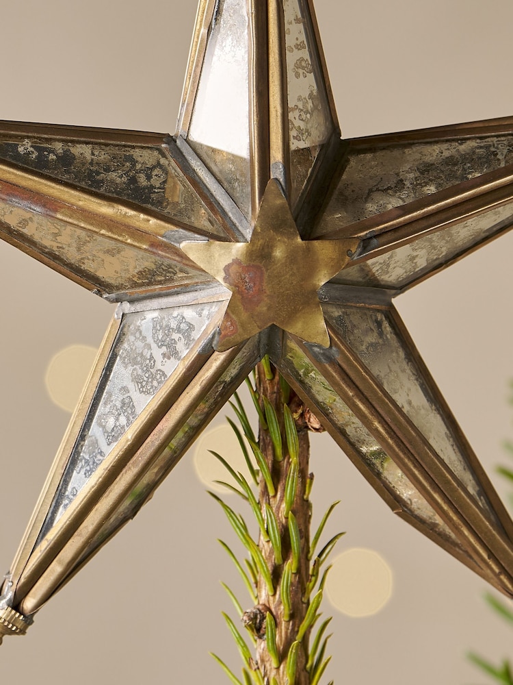 Nkuku Antique Brass Bakara Star Tree Topper - Image 2 of 4 Nkuku Antique Brass Bakara Star Tree Topper - Image 2 of 4