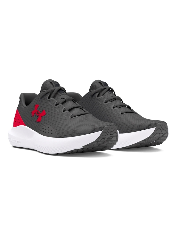 Under Armour Grey/Red Surge 4 Trainers - Image 3 of 5