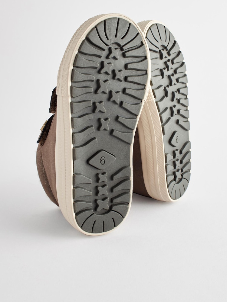 Schokoladenbraun - Hohe Sneaker mit Klettverschluss - Bild 6 von 6 Schokoladenbraun - Hohe Sneaker mit Klettverschluss - Bild 6 von 6