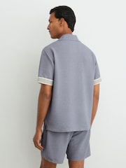 Reiss Dornie skjorta med texturerad rand och kubansk krage - Bild 5 av 6