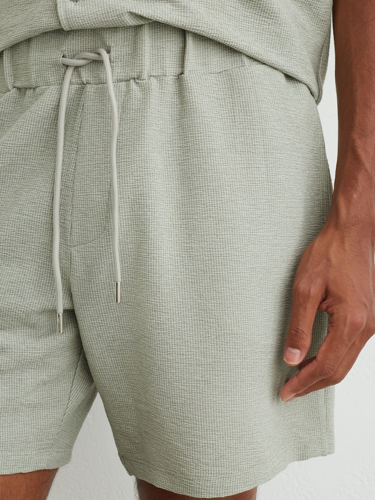Reiss Sage Green Lowden Textured Stripe Drawstring Shorts - Image 1 of 6