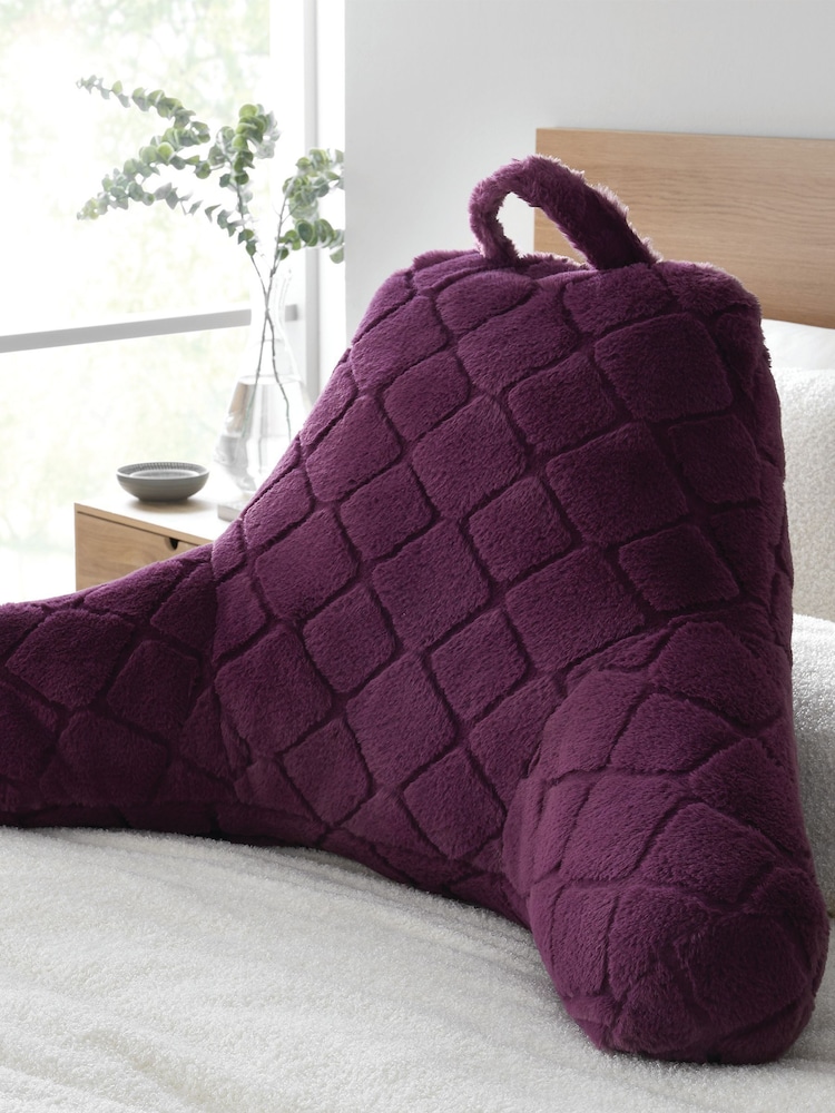 Catherine Lansfield Purple Cosy and Soft Diamond Fleece Cuddle Chair Cushion Cushion - Image 1 of 5