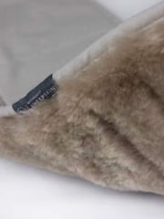 Naturally Sheepskins Taupe Baby Original Temperature Regulating Pram Liner - Image 4 of 4