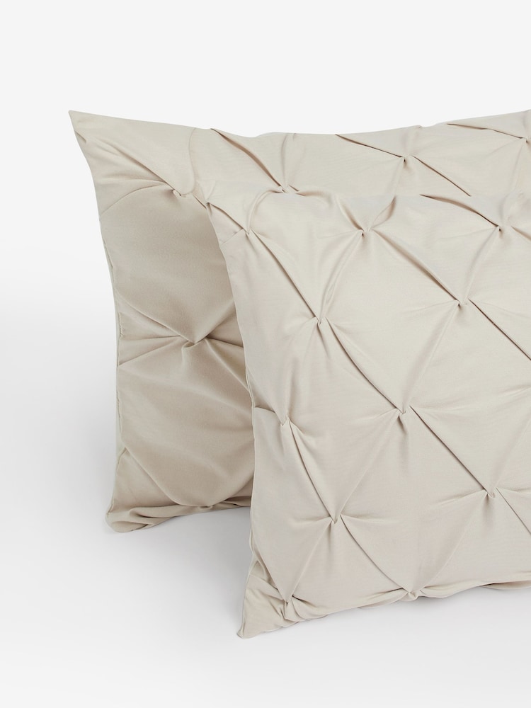 Natural Pinch Pleat Soft Touch Brushed Duvet Cover & Pillowcase Set - Image 5 of 6